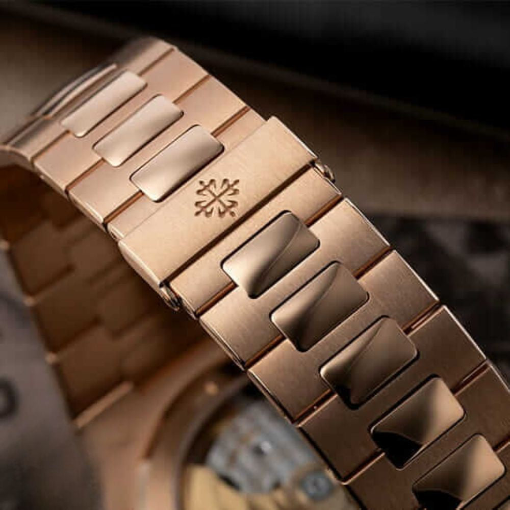 Nautilus Chronograph 5980/1R-001 “Rose Gold Black Dial”