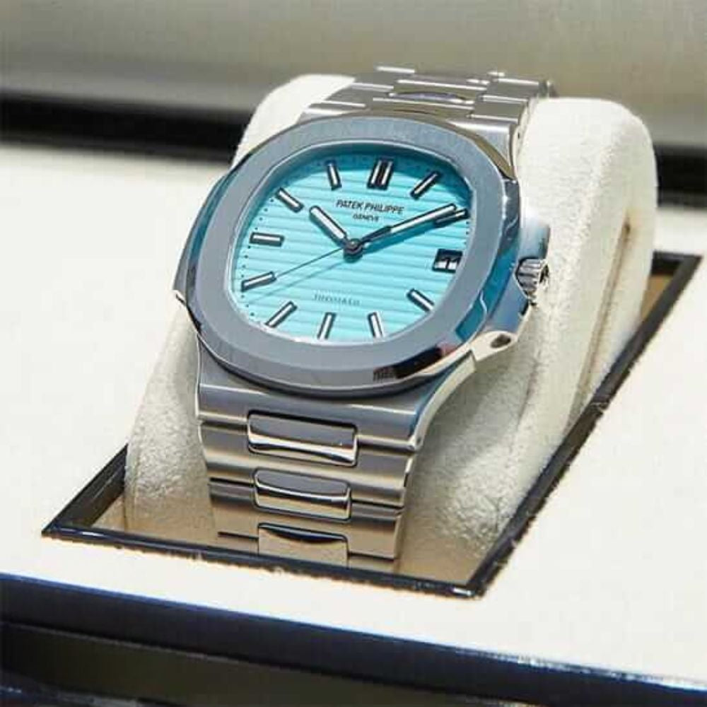 Nautilus 5711/1A-018 “Tiffany Blue”